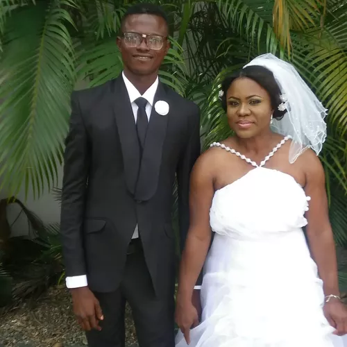 Oluwatoyin Praiselight