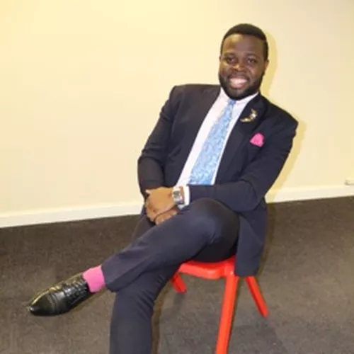 Pikin Wen Dey Give Him Mama Joy