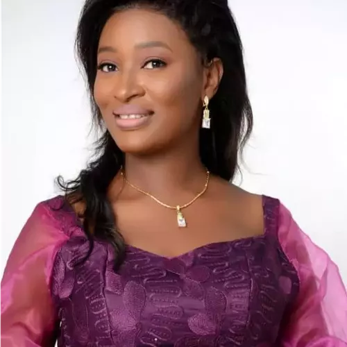 Sis Moradeke Olayiwola