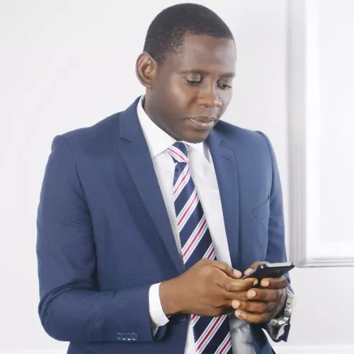 Bro Elvis the "Makarios"