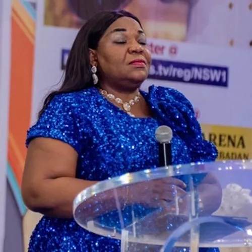 Pastor Pauline